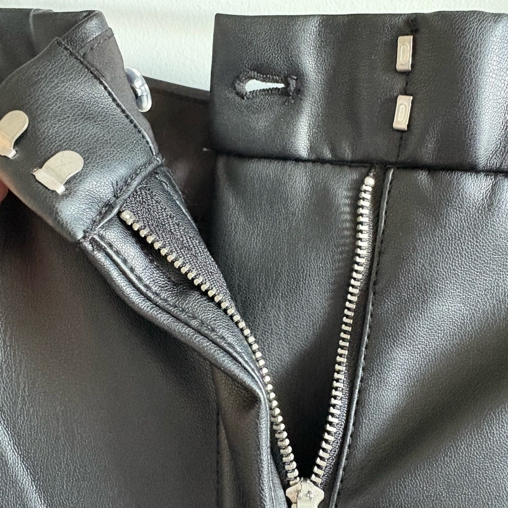 Abercrombie & Fitch Curve Love Sloan Wide Leg Vegan Leather Pants | Size XXL - Picture 7 of 7